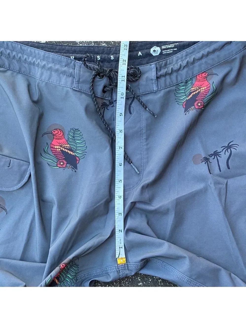 Vissla Tropical Bird in Paradise Boardshorts in Gray - Size 34